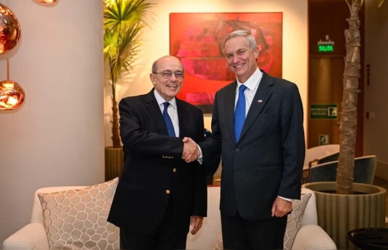 Presidente electo de Chile se reunió con el canciller Hugo de Zela