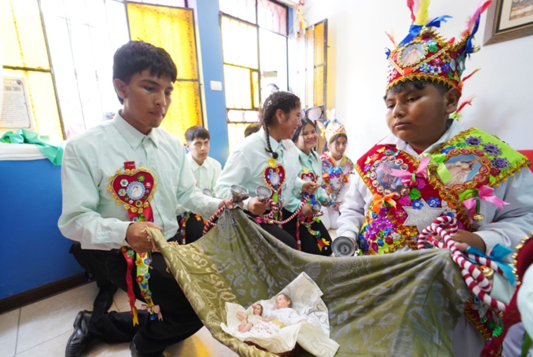 Negritos y Pallas rinden homenaje al niño Jesús