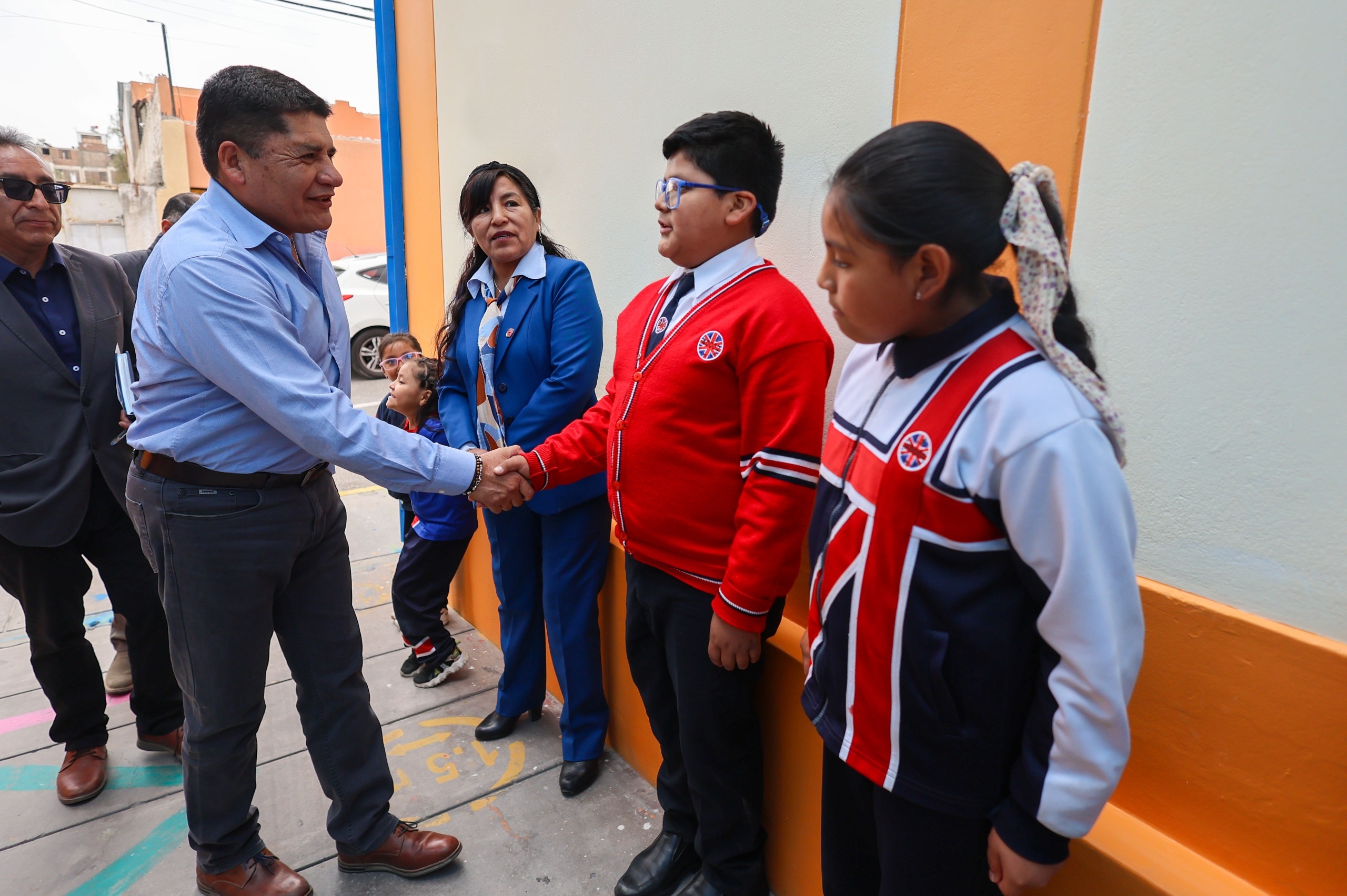 Más de 370 alumnos se benefician con renovación de I.E. 40002 Al Aire Libre