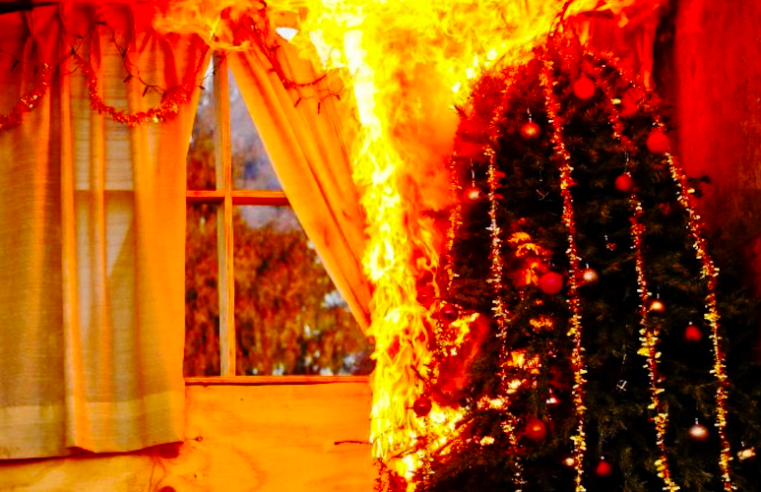 AREQUIPA. Bomberos recuerdan a la población a no acumular material combustible