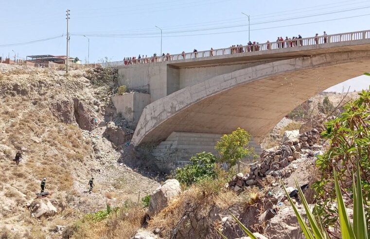 Hallan en barranco cadáver de joven reportado como desaparecido