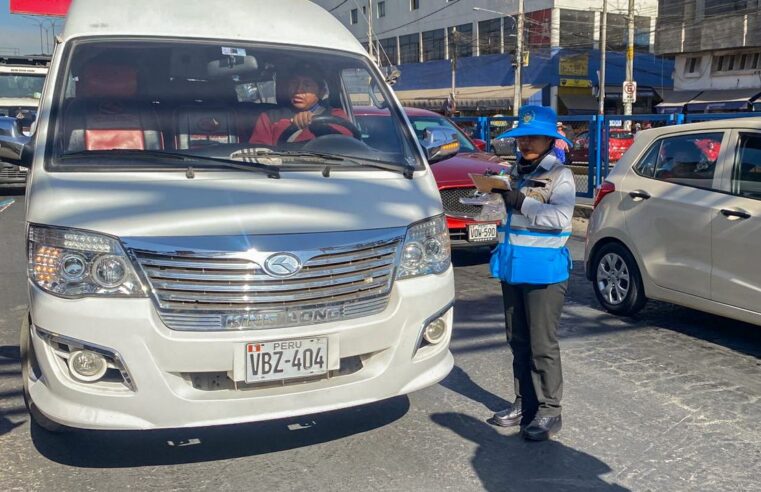 Detectan vehículo con placas falsas en operativos del Avelino Cáceres