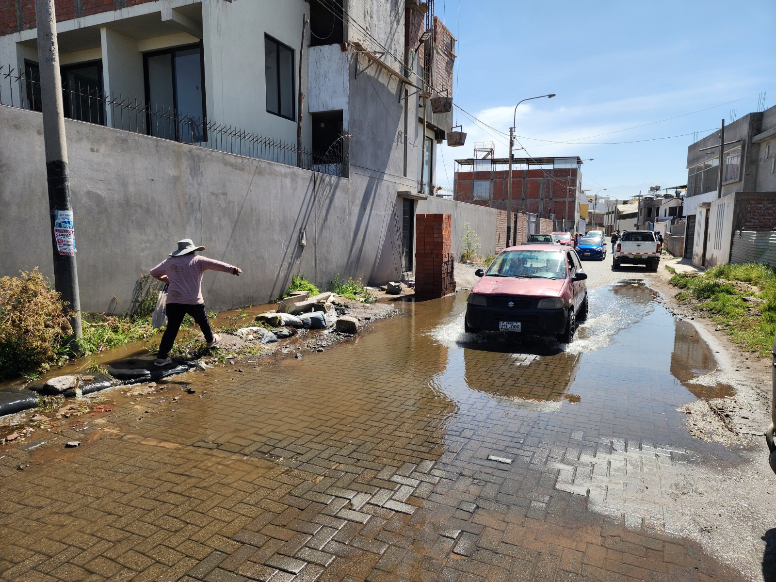 Canal colapsa por cambio de uso de suelo en Sachaca.