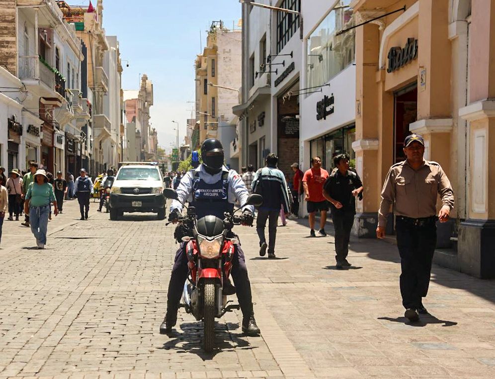 MPA despliega acciones preventivas y de control en zonas comerciales