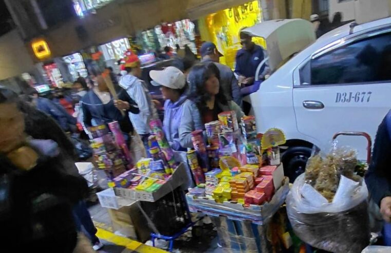 Venta de pirotecnia descontrolada en el Cercado