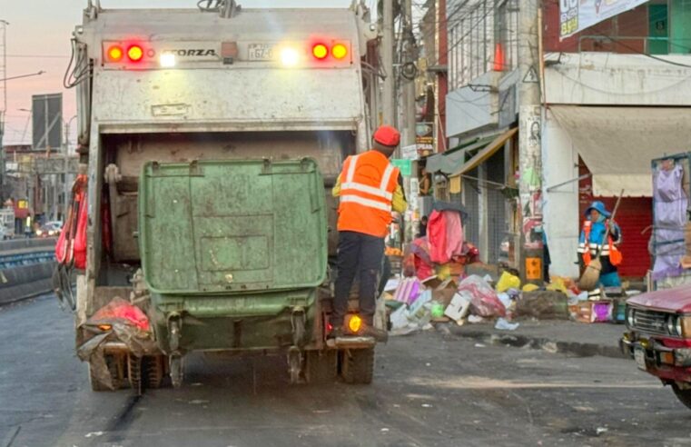 En Bustamante y Rivero recogen más de 200 toneladas de Avelinó Cáceres