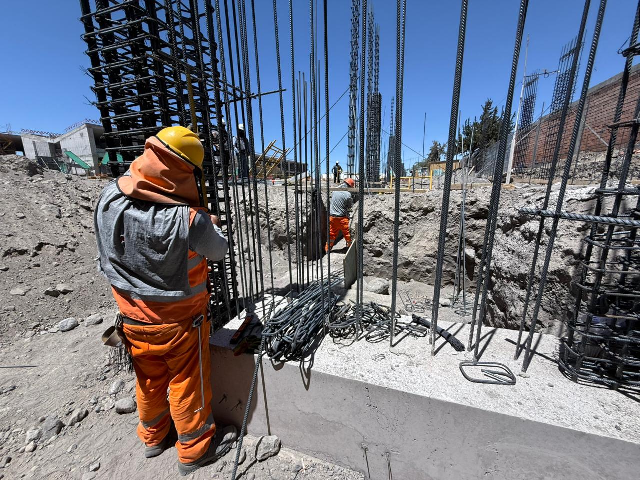CONSTRUCCIÓN DEL COLEGIO AREQUIPA REGISTRA UN 28.45 % DE AVANCE FÍSICO