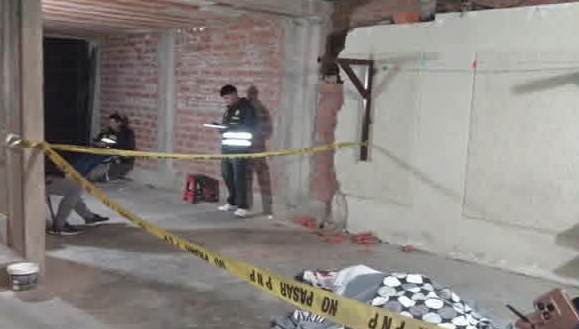 Inquilino muere al caer del techo de su vivienda en Cerro Colorado