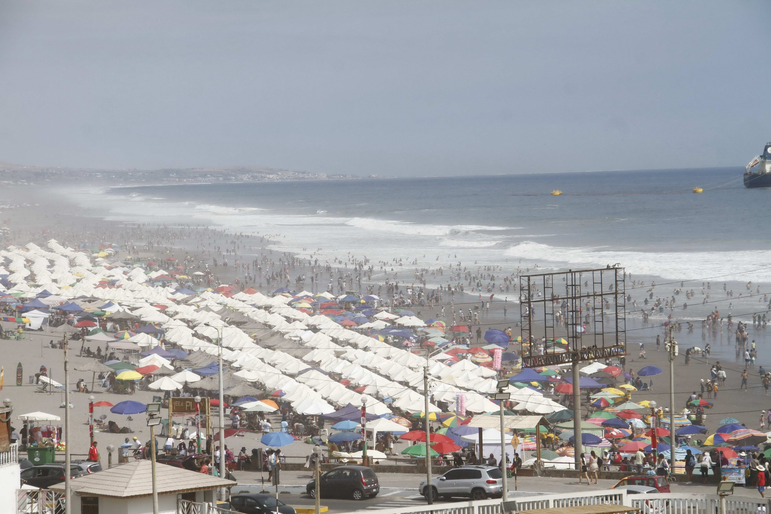 Miles de arequipeños pasarán Año Nuevo en las playas