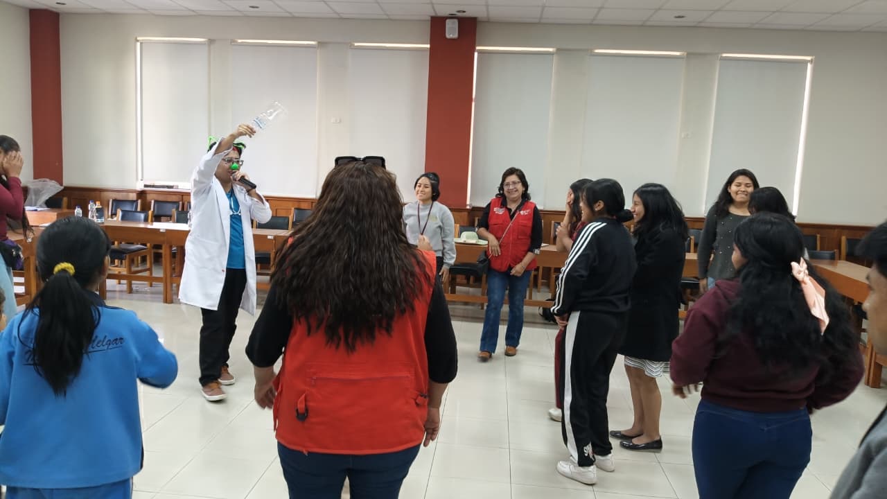 Impulsan formalización y emprendimiento