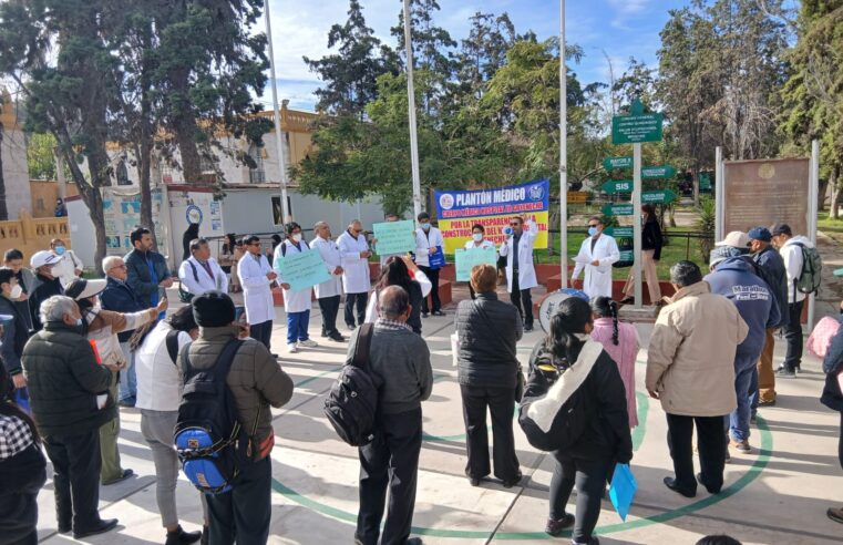 Federación Médica pide interpelación contra gerente regional de Salud