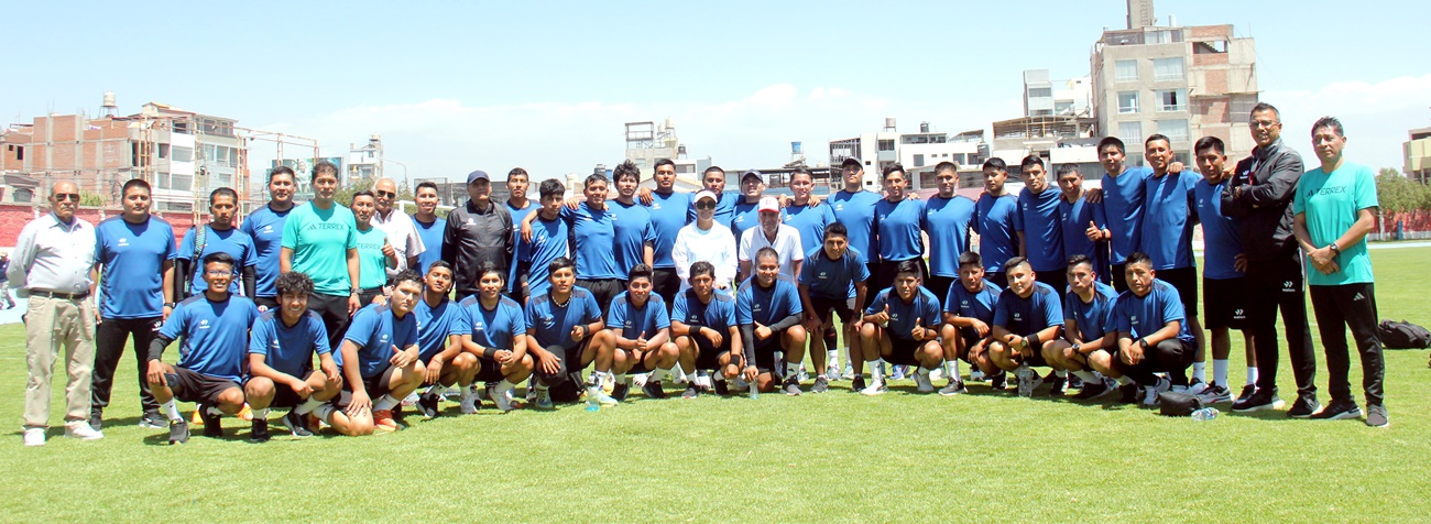 Cerca de 200 árbitros de Arequipa fueron evaluados por la Conar y Codar