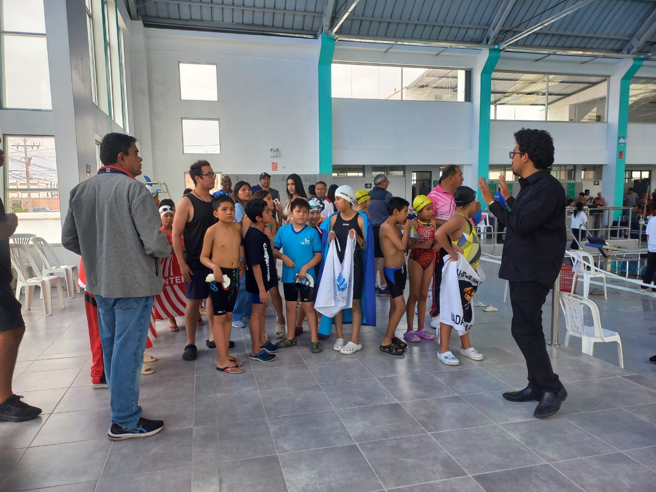 Más de 200 menores hubo en regional de natación en Mollendo
