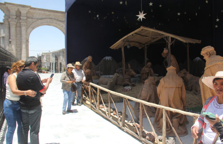 Pesebre de la Basílica Catedral sorprende a turistas por su belleza y simbolismo