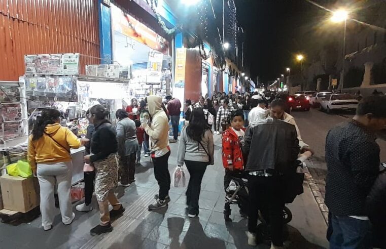 Más de 3 mil ambulantes invaden calles en vísperas navideñas