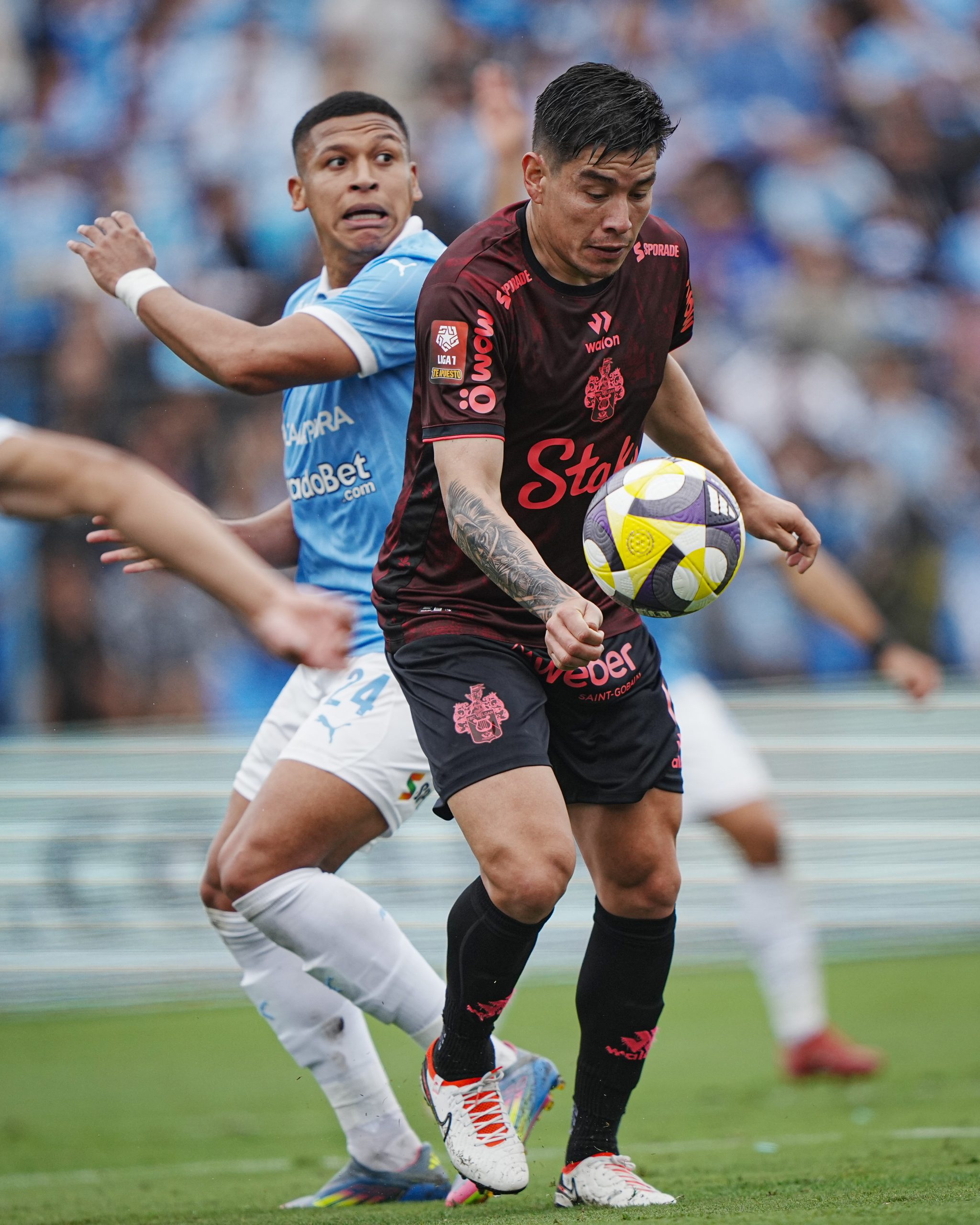 DT Juan Reynoso se rodea con futbolistas de su total confianza