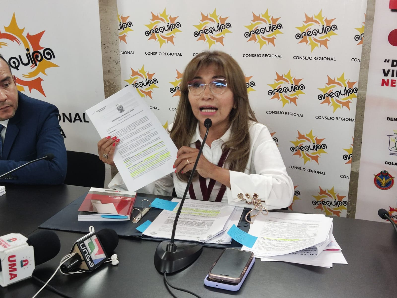 Consejo Regional opta por acuerdo para destrabar uso de equipos médicos