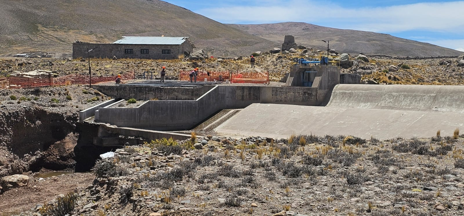 Contraloría alerta retrasos en trabajos de mantenimiento de bocatoma de Antasalla