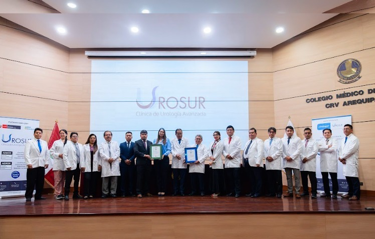 Urosur logra doble certificación internacional de AENOR y eleva estándares de atención en el sur
