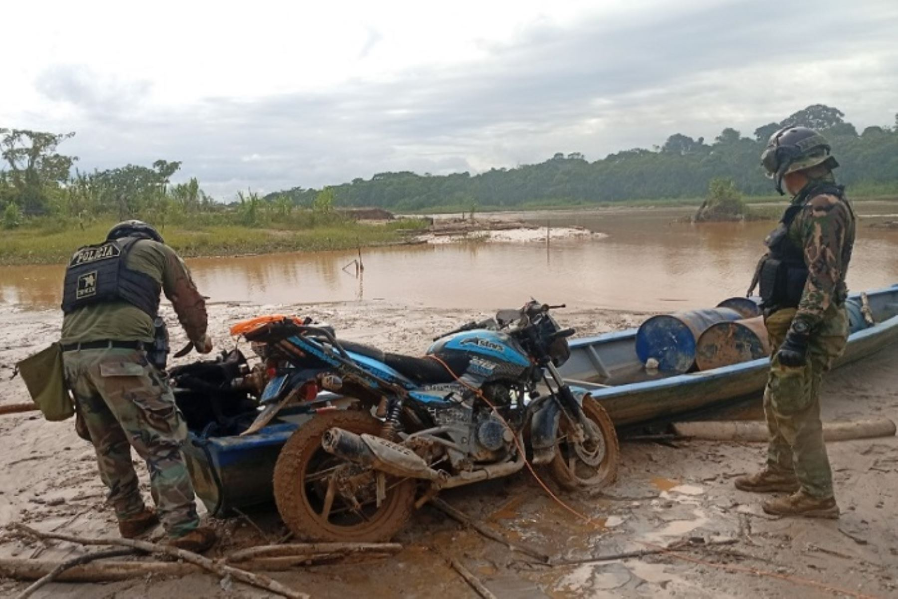 Ejecutivo impulsó más de 1000 operativos contra minería ilegal