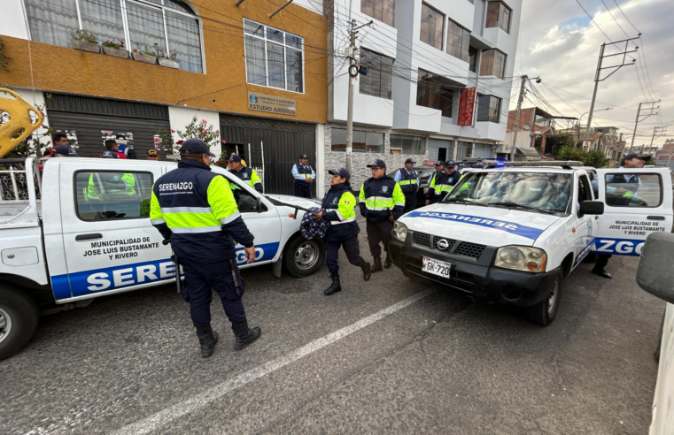 Clausuran terminales de transporte informales en Bustamnte y Rivero
