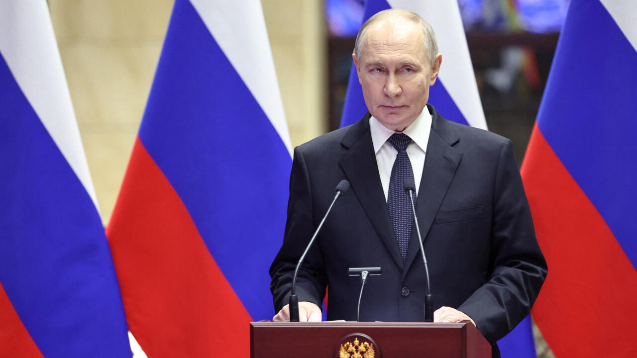 «El problema de las noticias falsas… existe”: Putin