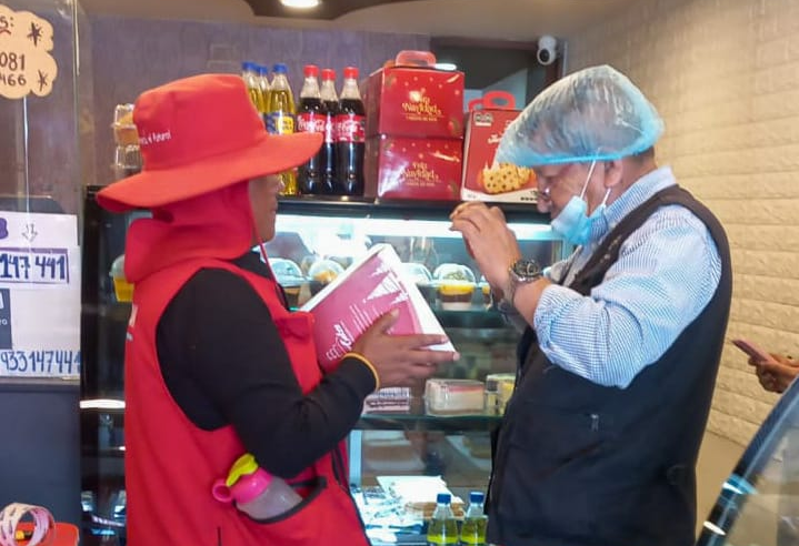 Salud intensifica vigilancia sanitaria de productos de mayor consumo por fiestas