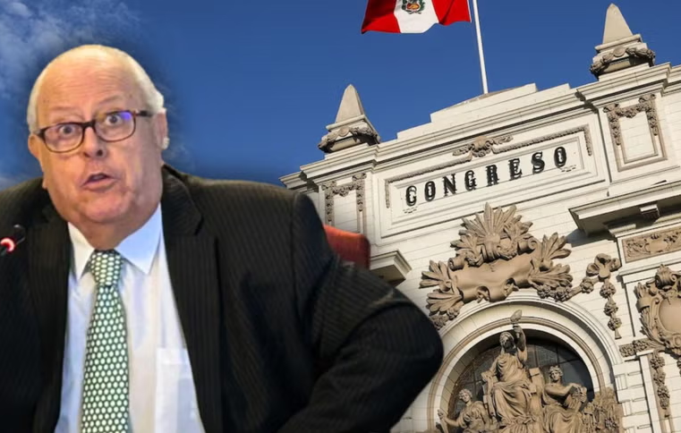 Velarde: leyes del Congreso q ponen en riesgo estabilidad fiscal