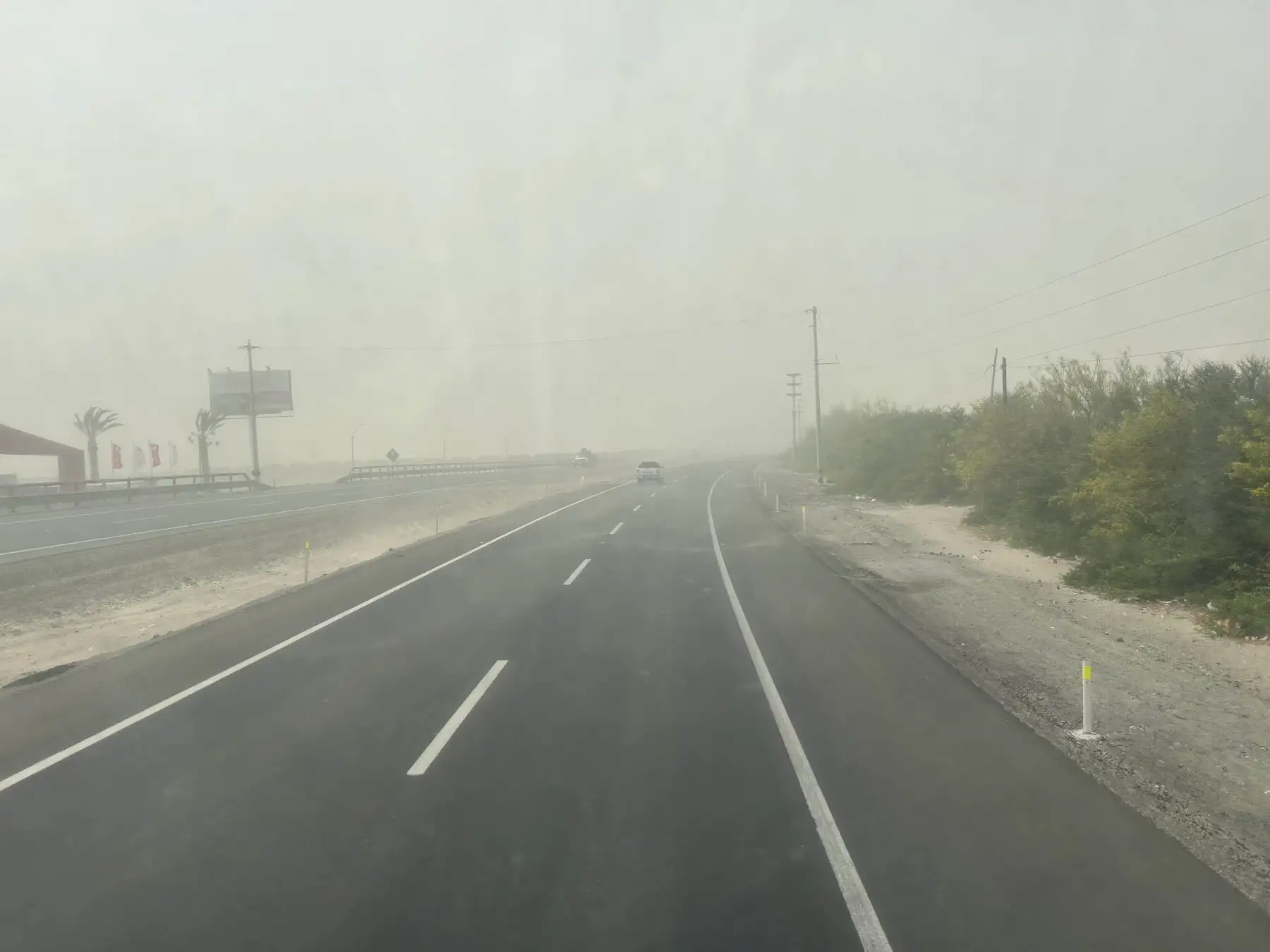 Vientos ligeros a moderados en la Costa podrían levantar polvo y arena