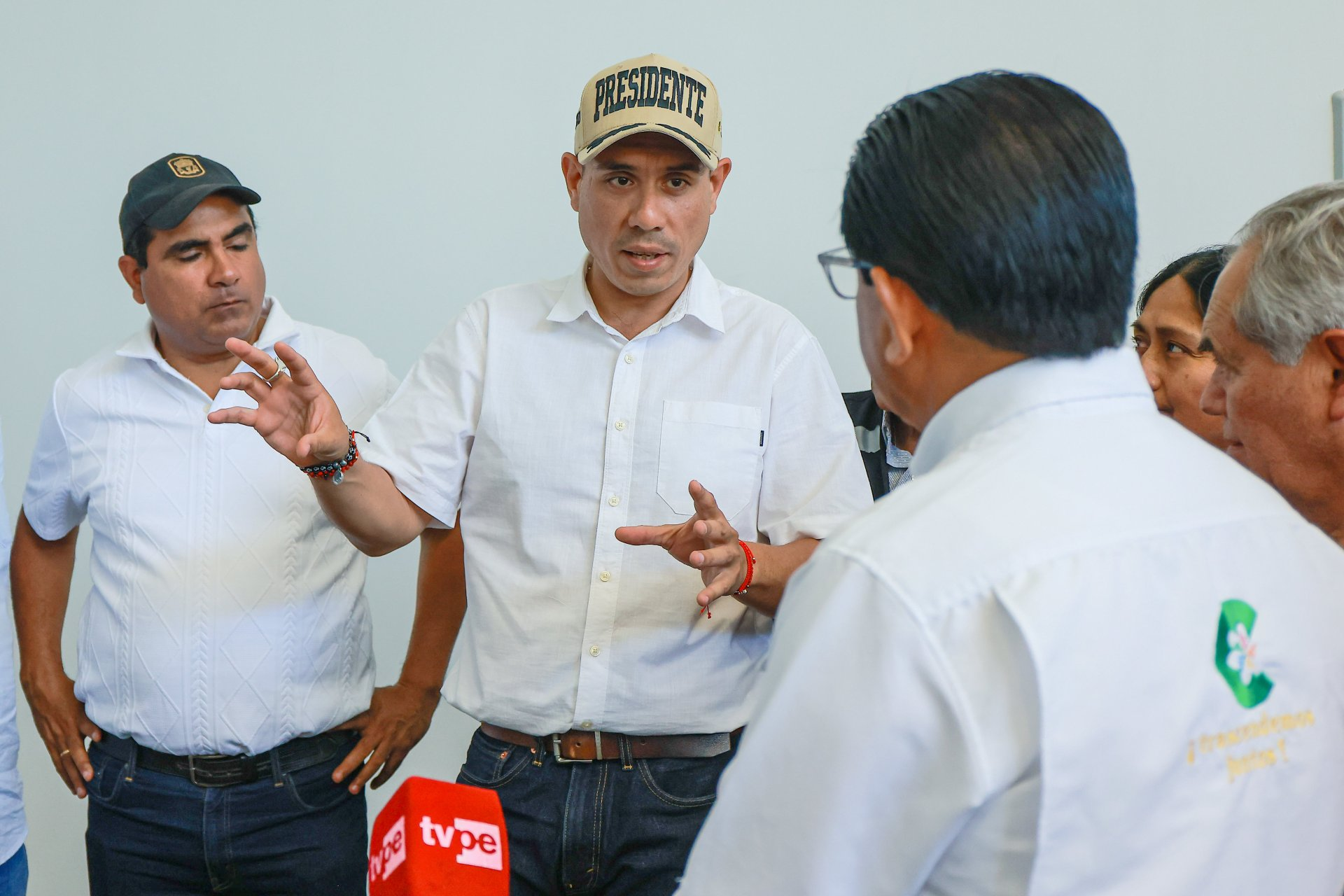 Jerí respalda inhabilitación de Espinoza y sacude a sistema judicial