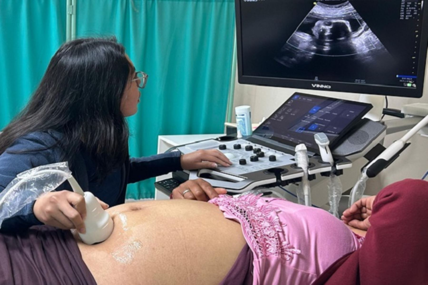 Reducen en 70% las muertes maternas en lo que va del 2025