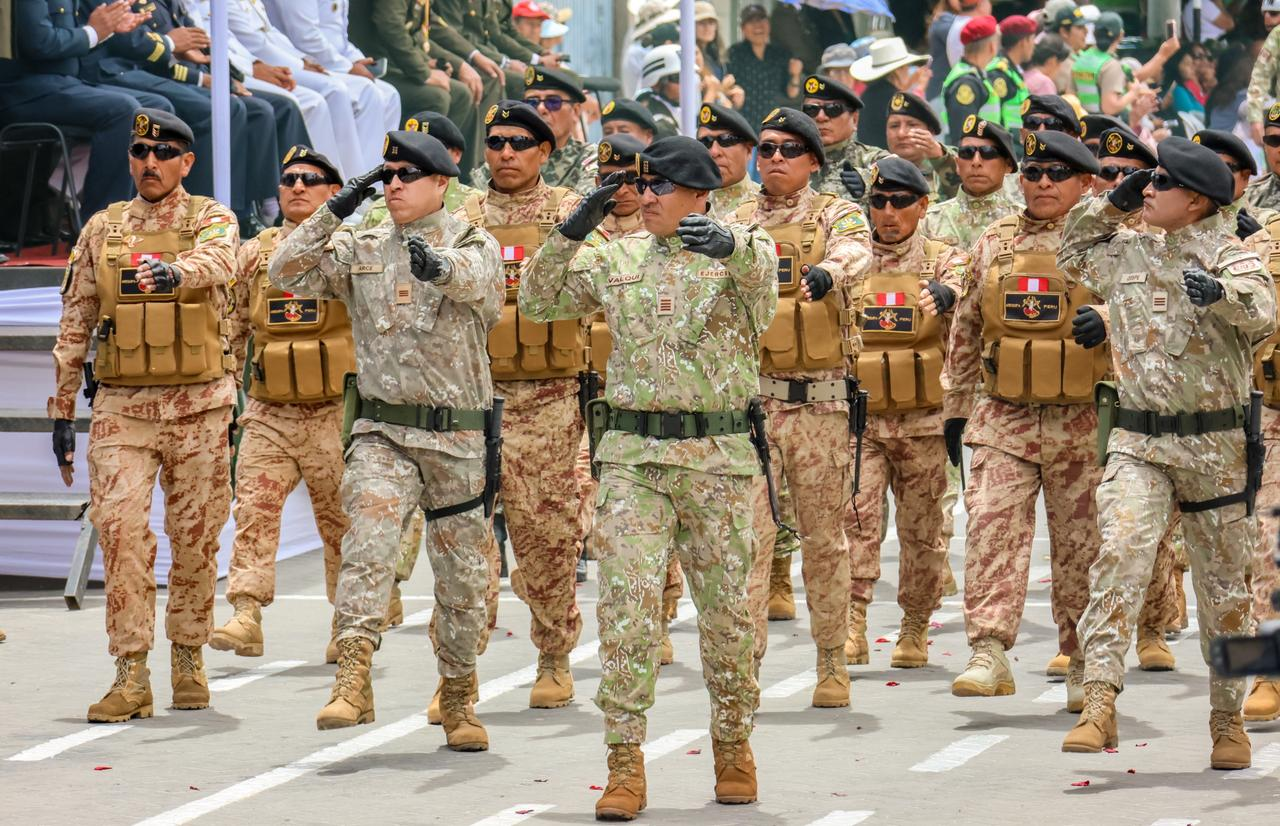 Rinden homenaje al Ejército del Perú en el CCI aniversario de la Batalla de Ayacucho