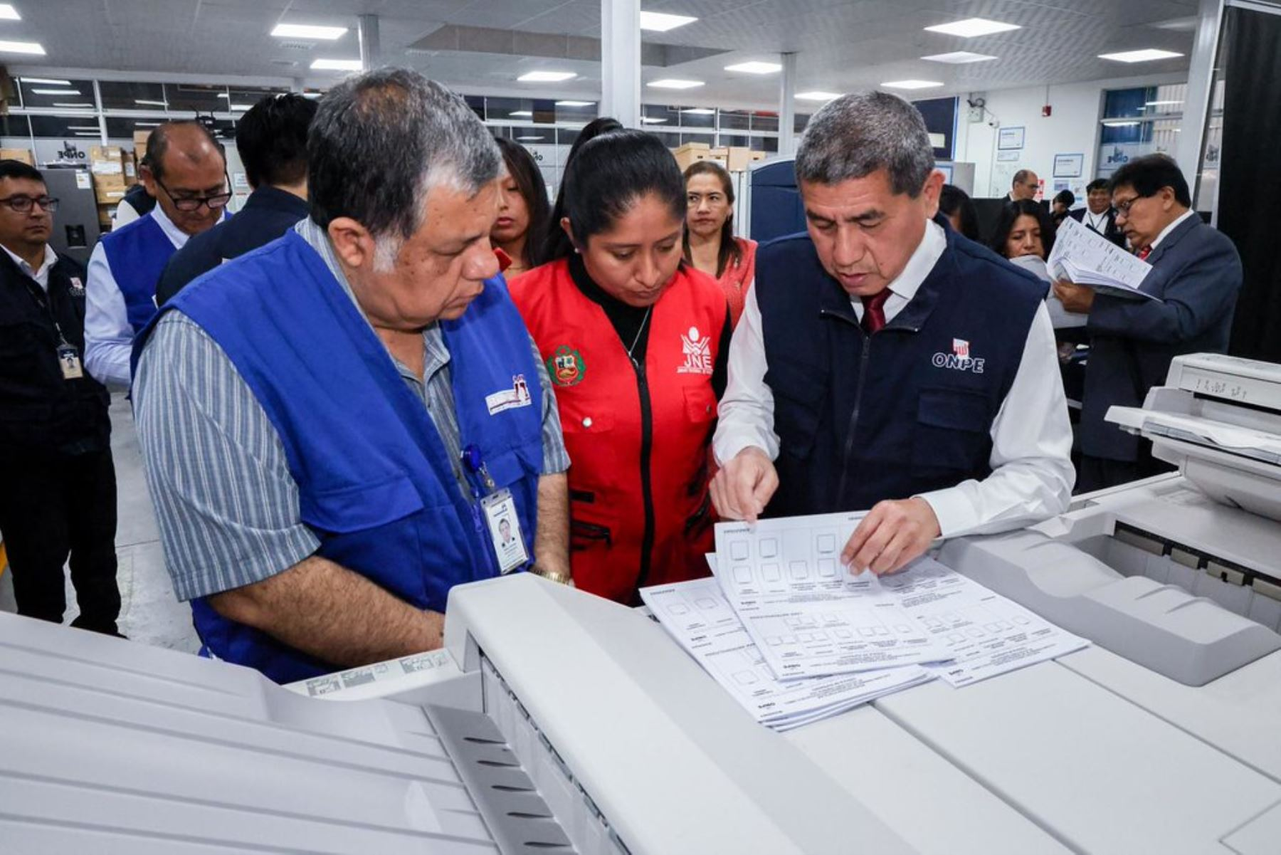 Elecciones primarias: ONPE confirma que 37 partidos será 7 de diciembre