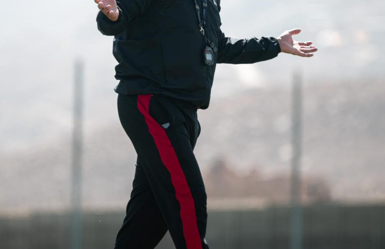 Intensifican entrenamientos a la espera de un amistoso