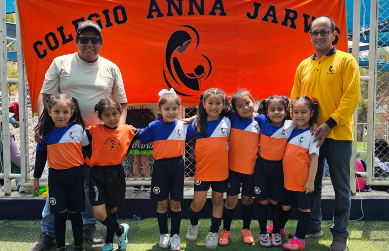 Instituciones educativas brillan en la Copa Bebé