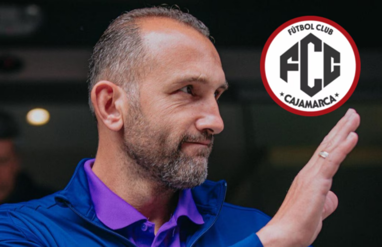 Barcos con un emotivo mensaje se despide de Alianza