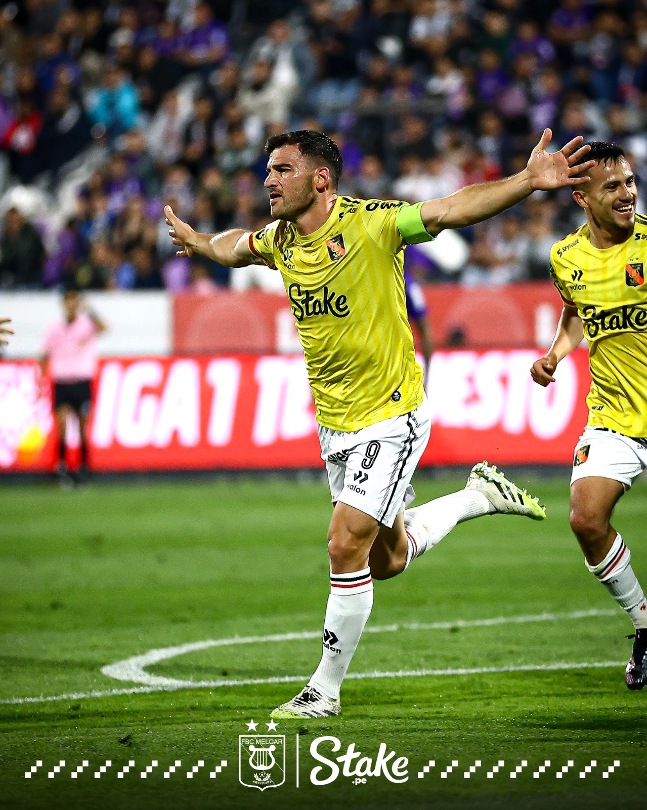 Rojinegros y su hinchada se van para el Cusco