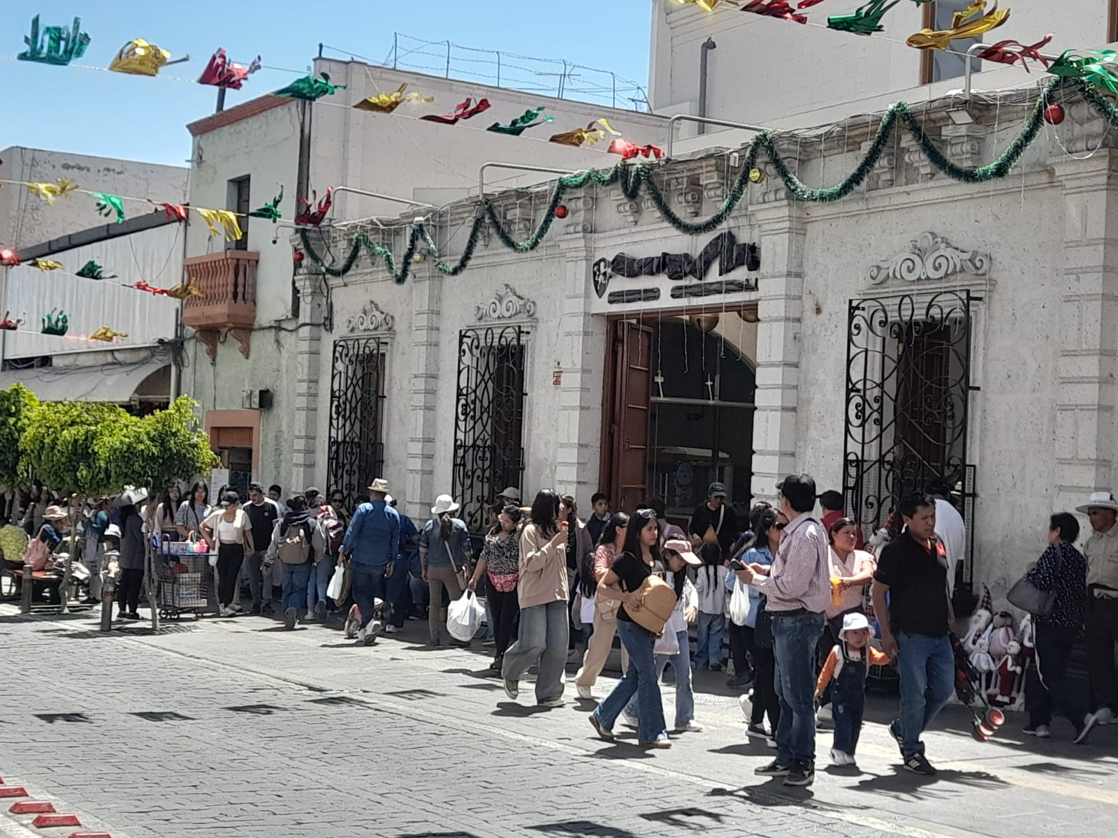 MPA y PNP refuerzan el orden y la seguridad en Arequipa por Navidad