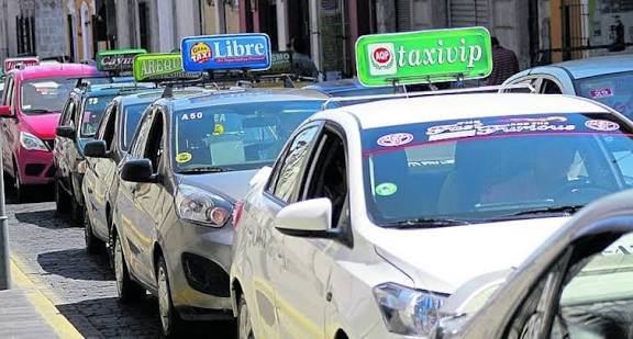 Los taxistas con SETARE no generan el tráfico insufrible en el Centro de Arequipa