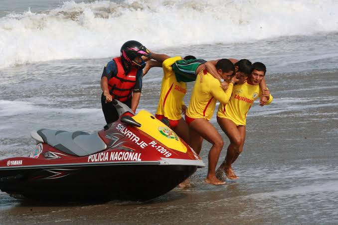 Este verano, si vas a beber, no te adentres al mar
