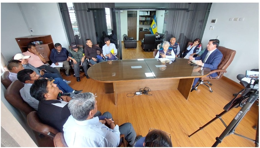 Convocan a comerciantes del Avelino Cáceres para reforzar orden y seguridad