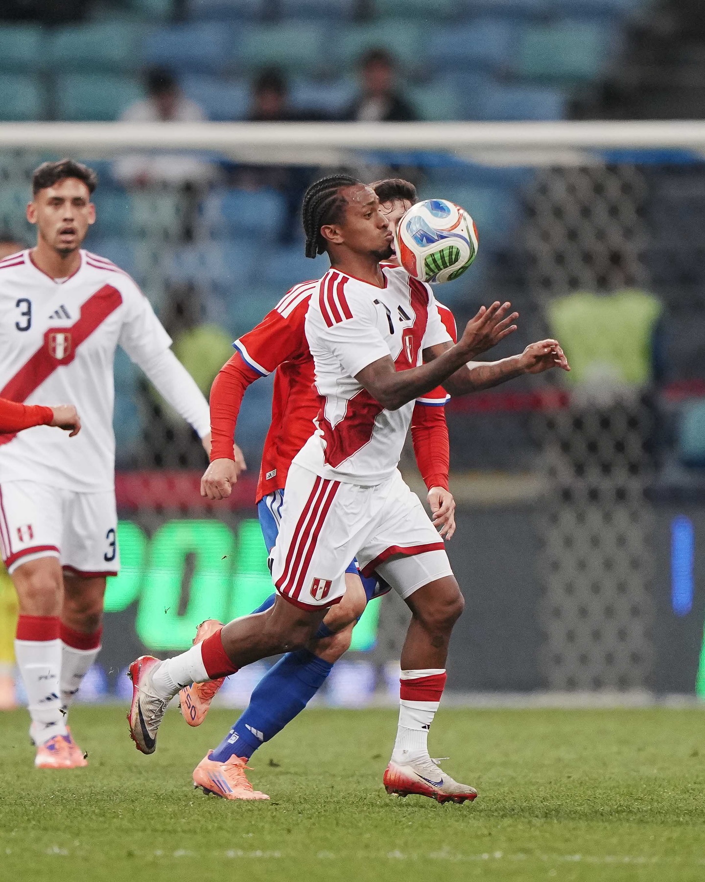 La selección peruana cerca de tener su nuevo entrenador