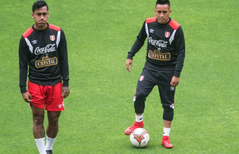 Cueva sale en defensa de la Federación Peruana de Fútbol