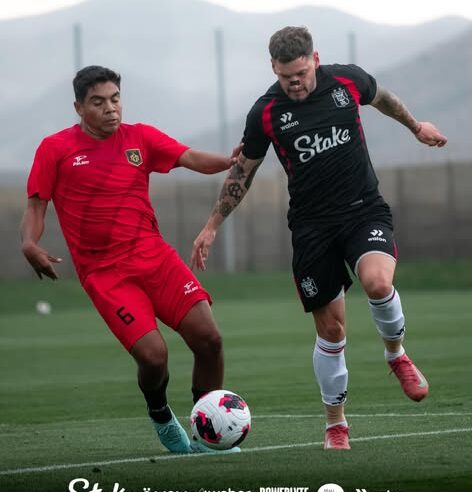 Erustes fue la figura en amistoso de FBC Melgar en Mollebaya