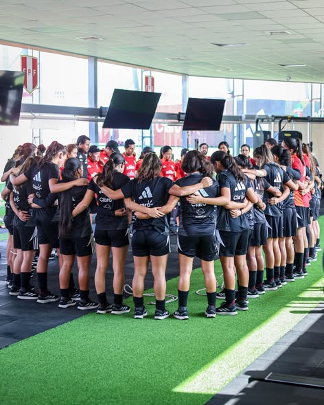 Dos futbolistas del FBC Melgar llamadas a la selección peruana