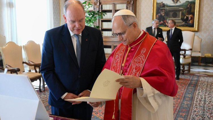 León XIV recibió a Alberto II de Mónaco y dialogaron de Oriente Medio y África