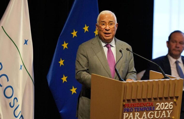 GROELANDIA AMENAZA ARANCELES.