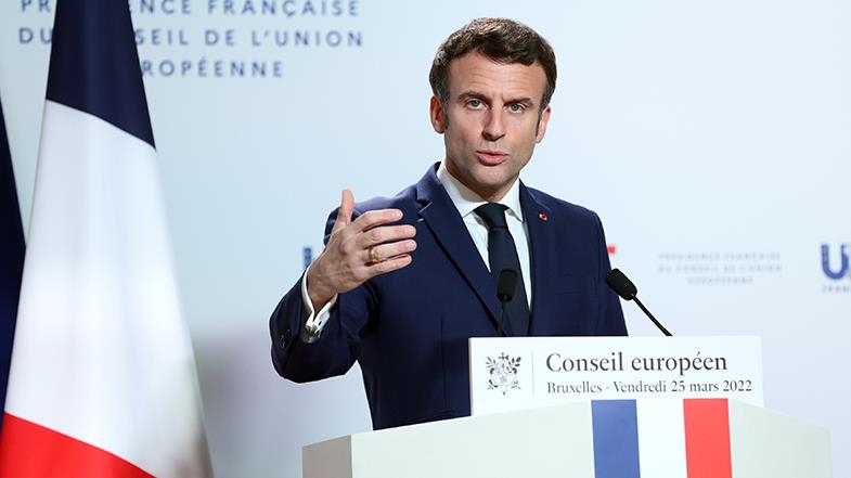 “Ninguna amenaza puede influirnos”: Macron