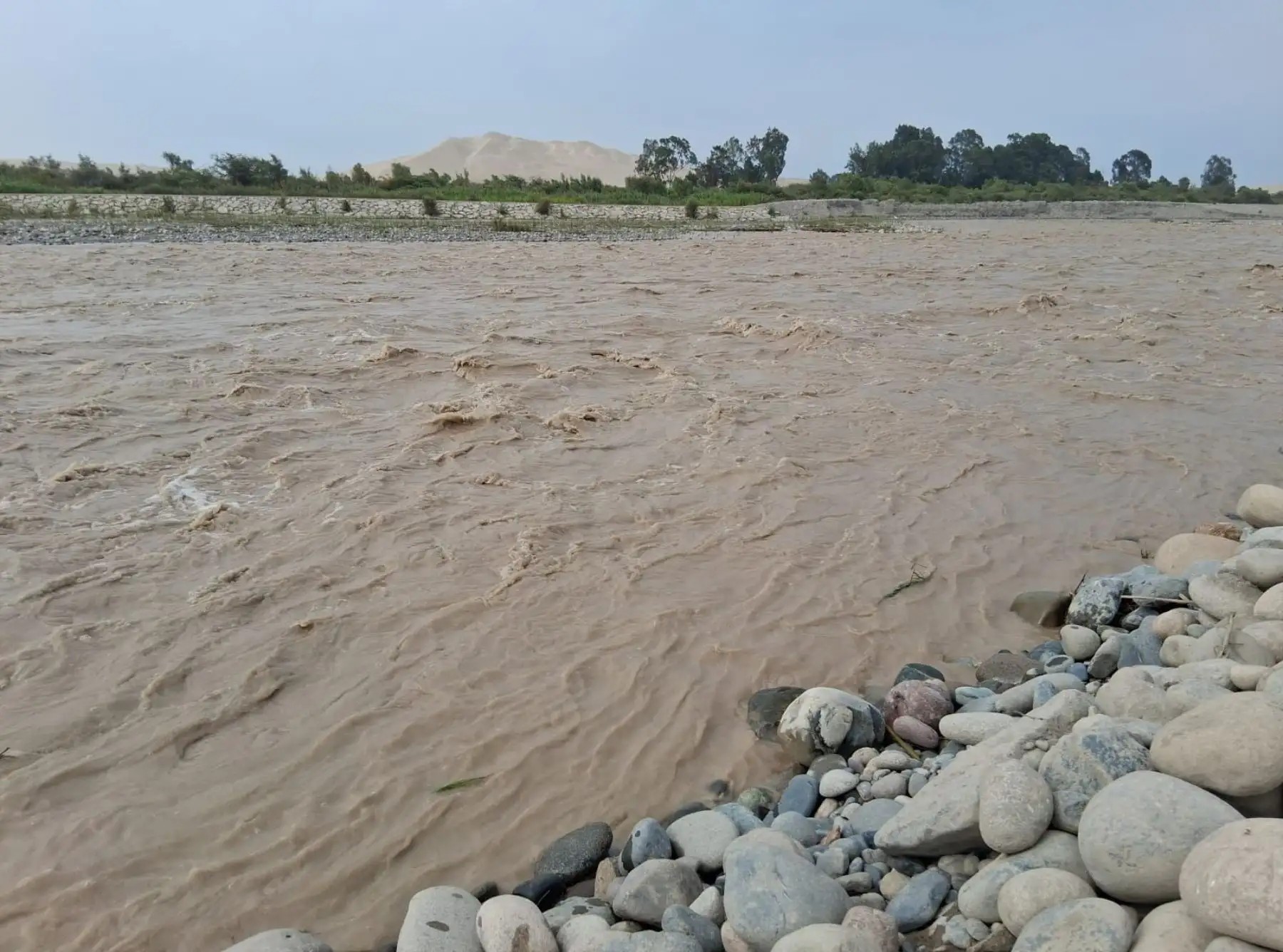 Alerta por peligroso aumento del caudal del río Pisco