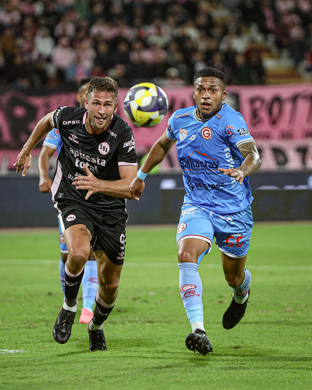 Se confirma chance de contratar a siete extranjeros por club